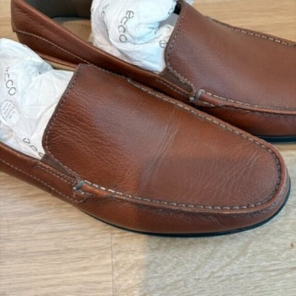 ** Ecco men\'s leather loafer Brown NWOT Size 41